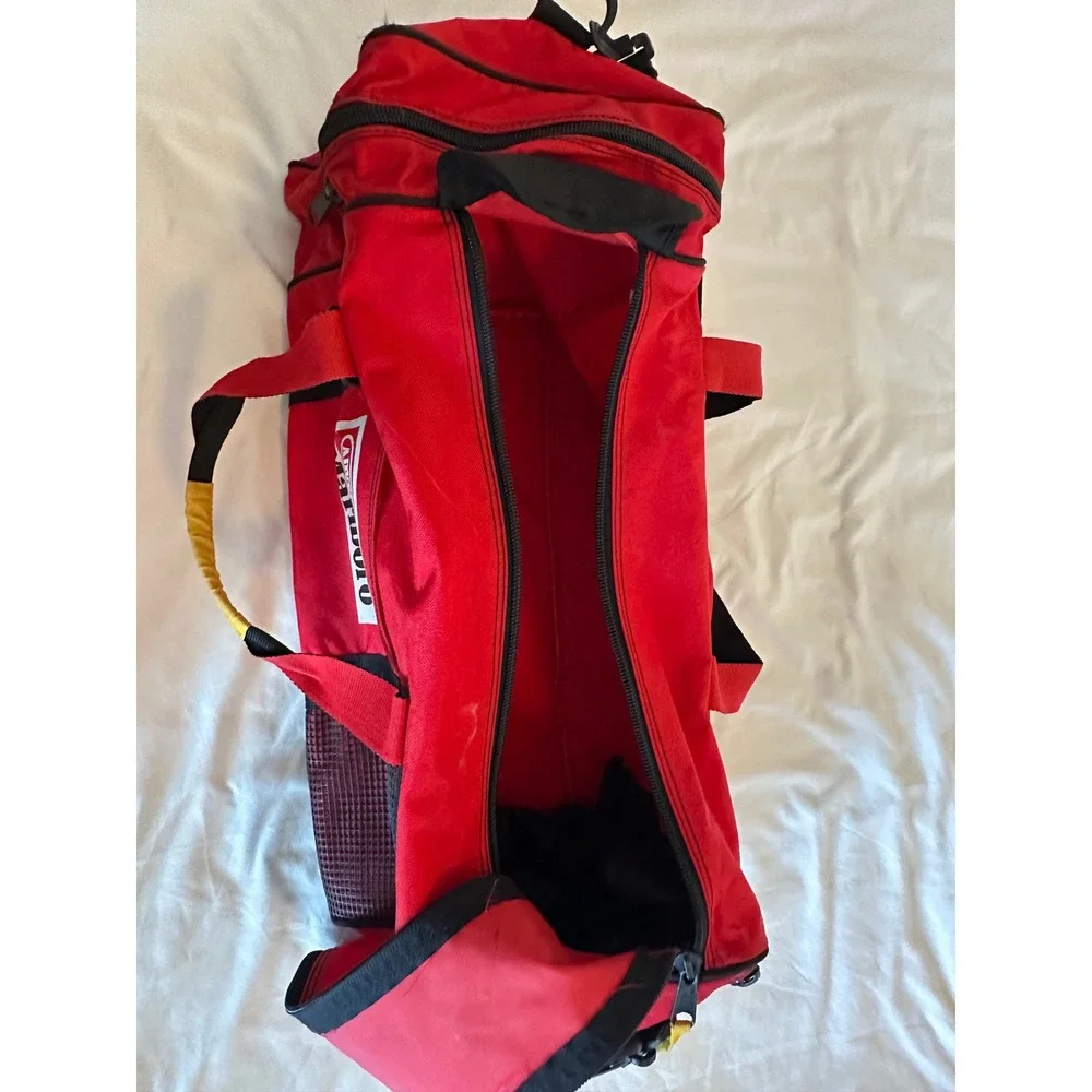 Vintage Marlboro Adventure Team Duffel Bag Red Black Travel Gym Luggage Tag 90s
